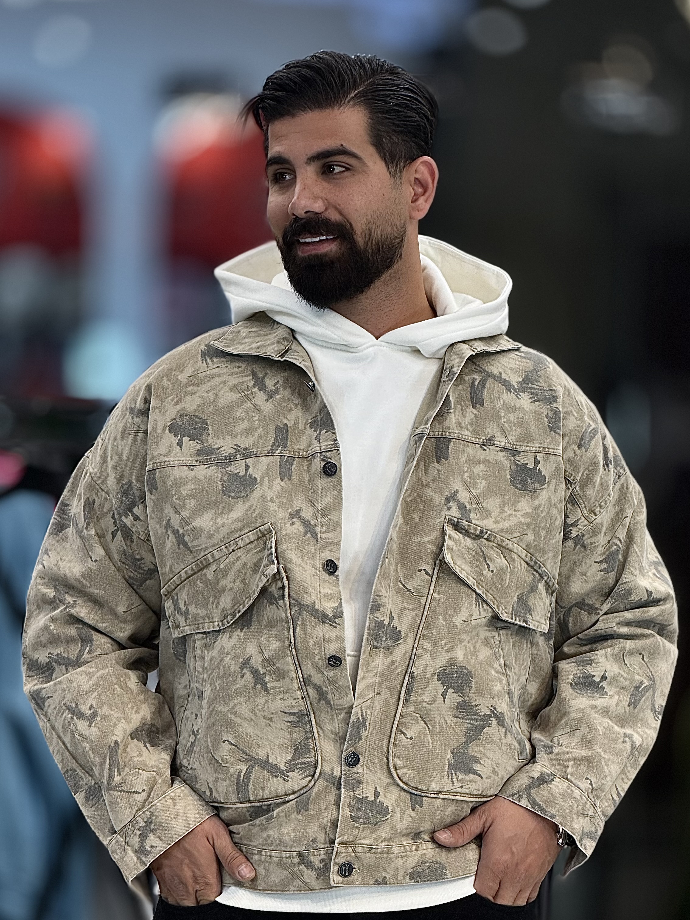 خاکی طرحدار